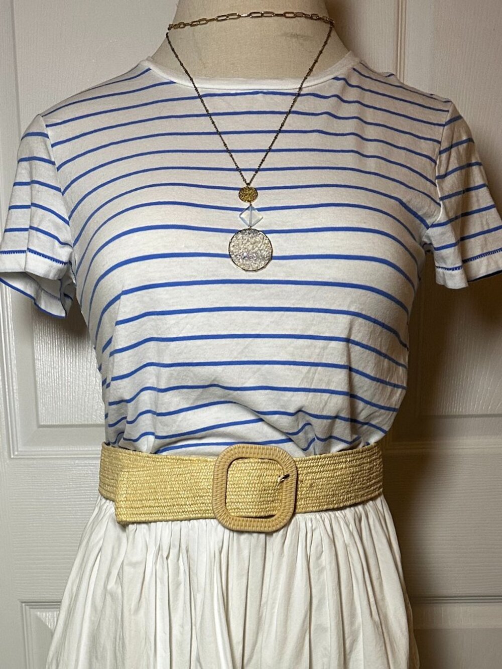 Universal Thread Blue & White Striped Crewneck Tee | Size M (NWOT)